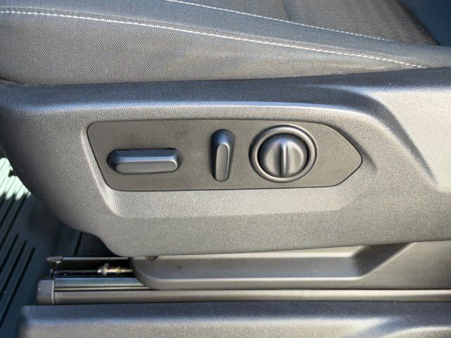 Used 2021 Chevrolet Silverado 1500 LT RWD image 18