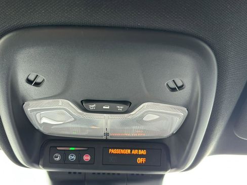 New 2026 GMC Canyon Elevation w/ Convenience Package image 35