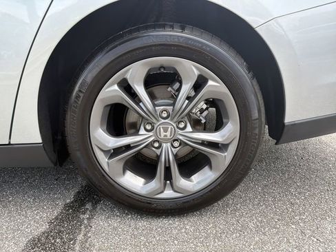 Used 2024 Honda Accord EX image 19