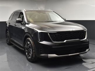 Certified 2025 Kia Sorento S video 2