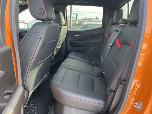 Used 2025 Chevrolet Colorado Z71 w/ Z71 Convenience Package 2 image 23