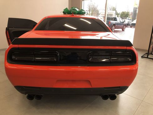 Used 2023 Dodge Challenger SRT Hellcat image 18