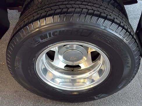 Used 2002 Ford F350 Lariat image 32