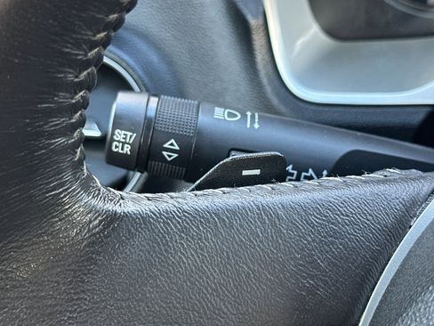 Used 2011 Chevrolet Camaro SS image 33