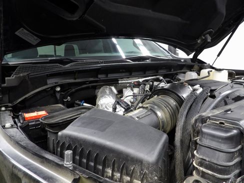 Used 2023 GMC Sierra 3500 Denali w/ Technology Package image 28