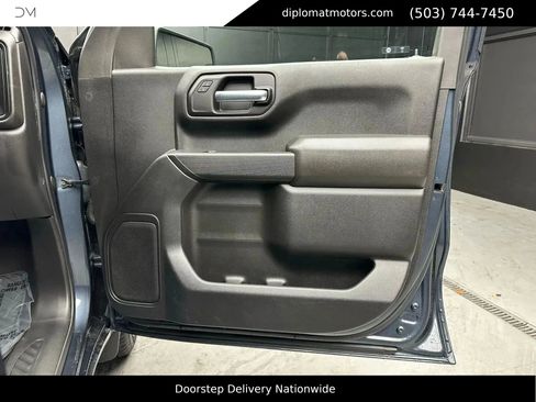 Used 2022 Chevrolet Silverado 1500 Custom image 35
