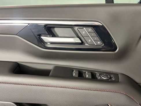 New 2026 Chevrolet Suburban RST w/ Comfort Package AWD/4WD image 26