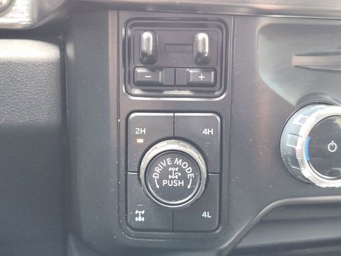 Used 2024 Ford F250 Lariat w/ Lariat Ultimate Package AWD/4WD image 20