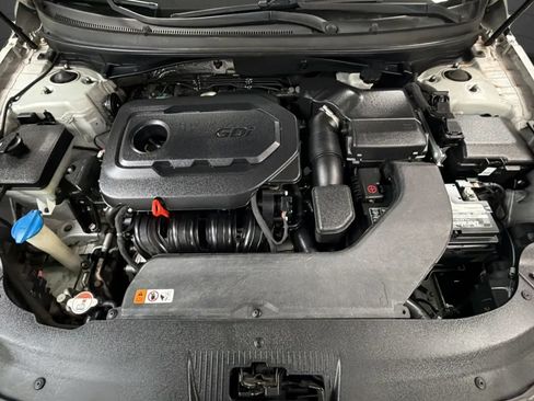 Used 2015 Hyundai Sonata SE FWD image 21