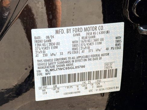 Used 2025 Lincoln Aviator Reserve w/ Illumination Package RWD image 46