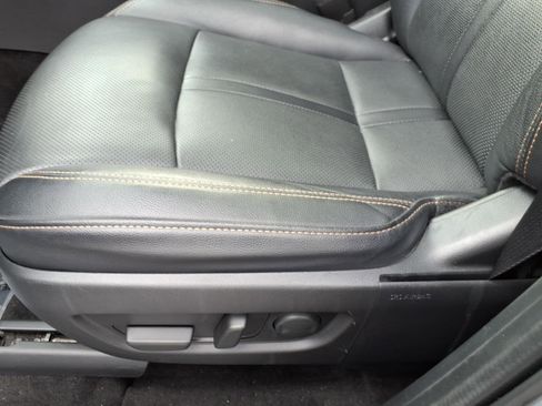 Used 2024 MAZDA CX-90 3.3 Turbo w/ Premium Package image 17