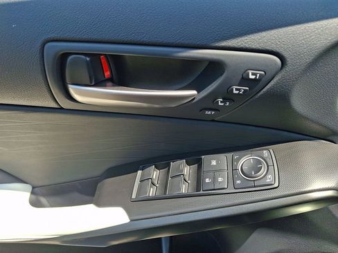 Used 2025 Lexus IS 350 F Sport w/ Navigation Package AWD/4WD image 13