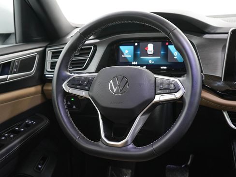 Used 2026 Volkswagen Atlas Cross Sport SE AWD/4WD image 17