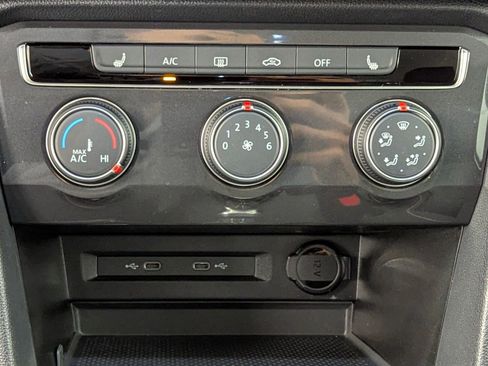 Used 2024 Volkswagen Tiguan S image 25