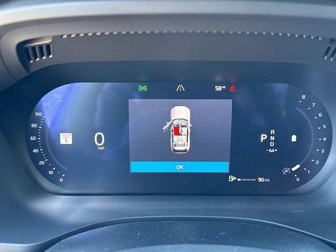 New 2026 Volvo XC60 B5 Plus w/ Protection Package Premier image 28