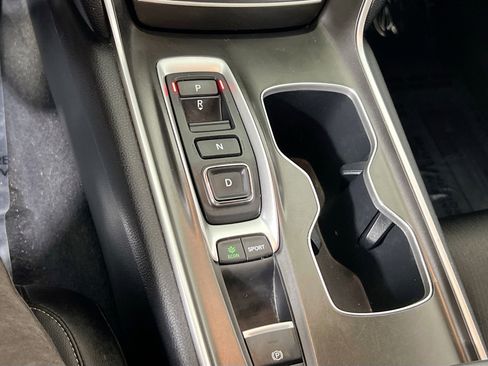 Used 2022 Honda Accord Sport image 16
