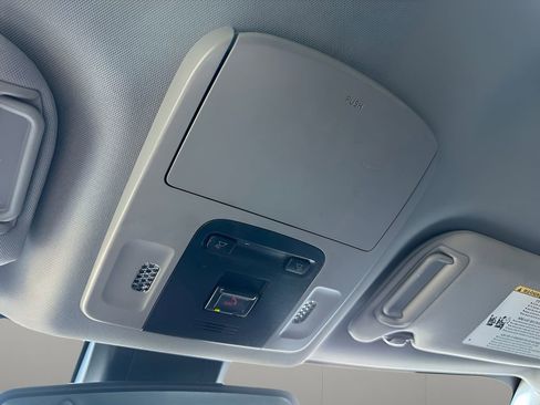 Used 2023 Toyota Camry SE w/ Convenience Package image 23