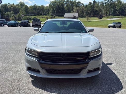 Used 2021 Dodge Charger SXT w/ Driver Convenience Group AWD/4WD image 8