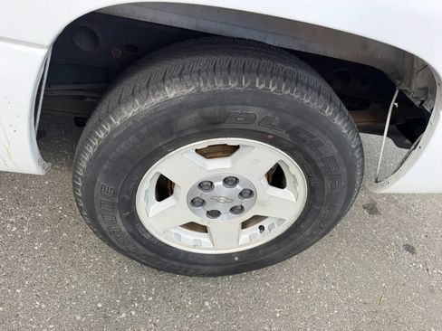 Used 2006 Chevrolet Silverado 1500 W/T RWD image 20