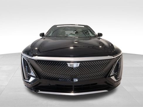 Certified 2026 Cadillac Lyriq Signature Luxury w/ Nappa Leather Package AWD/4WD image 7