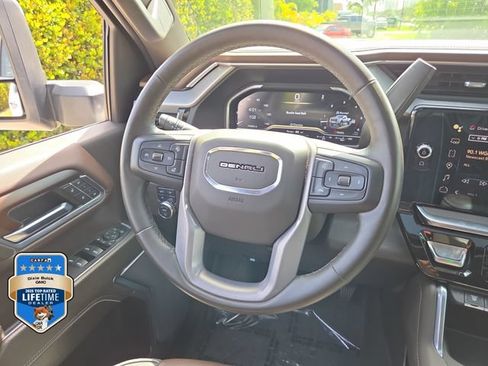 Certified 2024 GMC Sierra 3500 Denali w/ Denali Reserve Package AWD/4WD image 15