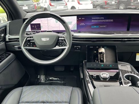 New 2026 Cadillac Escalade IQL Luxury image 11