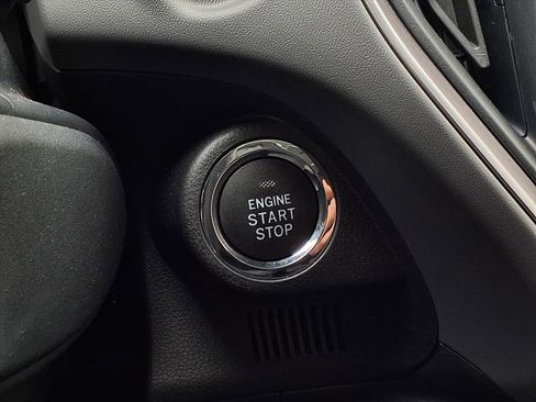 Certified 2025 Subaru Crosstrek 2.0i Premium image 13