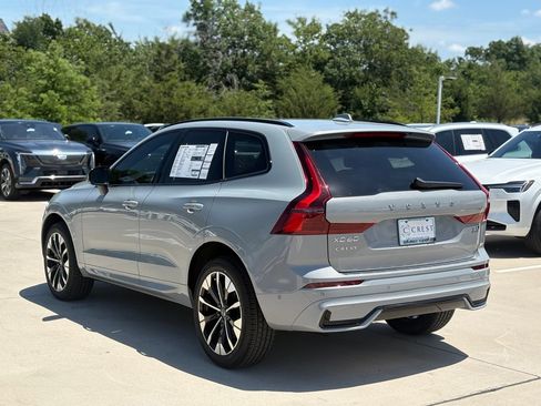 New 2026 Volvo XC60 B5 Plus w/ Protection Package Premier AWD/4WD image 4