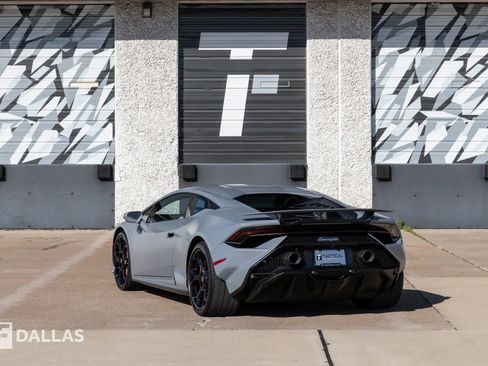 Used 2024 Lamborghini Huracan Tecnica image 13