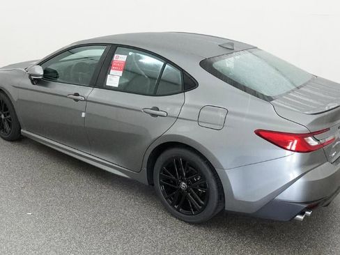 New 2026 Toyota Camry SE FWD image 5