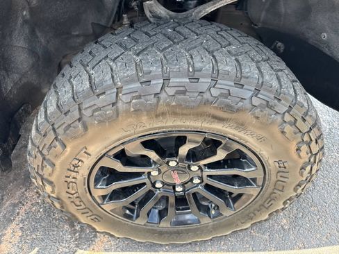 Used 2023 GMC Sierra 1500 AT4X AWD/4WD image 50