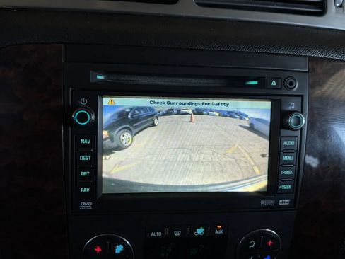 Used 2007 GMC Yukon XL Denali AWD/4WD image 30