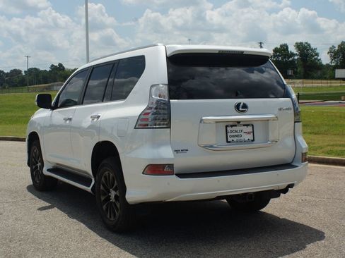 Used 2023 Lexus GX 460 Premium w/ Premium Package AWD/4WD image 17