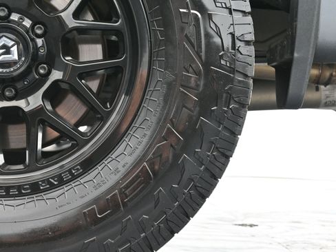 Used 2021 Chevrolet Silverado 1500 LT image 39