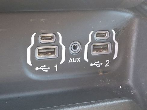 Used 2022 RAM 1500 Big Horn AWD/4WD image 22