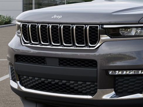 New 2025 Jeep Grand Cherokee L Limited image 11