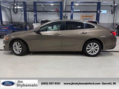 Used 2020 Chevrolet Malibu LT FWD image 3