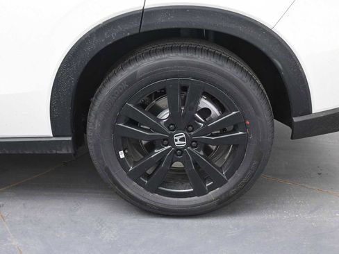 New 2026 Honda HR-V Sport image 5