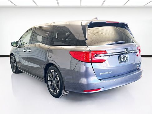 Used 2022 Honda Odyssey Elite image 6