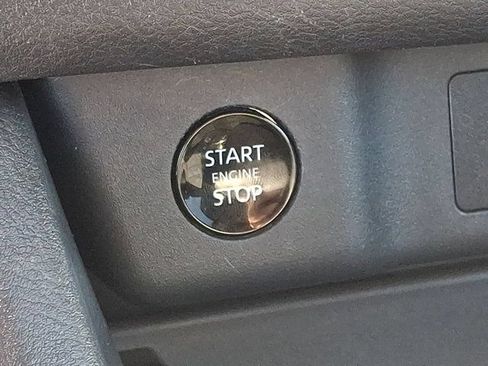 Used 2024 Nissan Rogue S AWD/4WD image 22