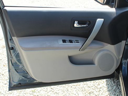 Used 2013 Nissan Rogue S w/ Special Edition Pkg image 10