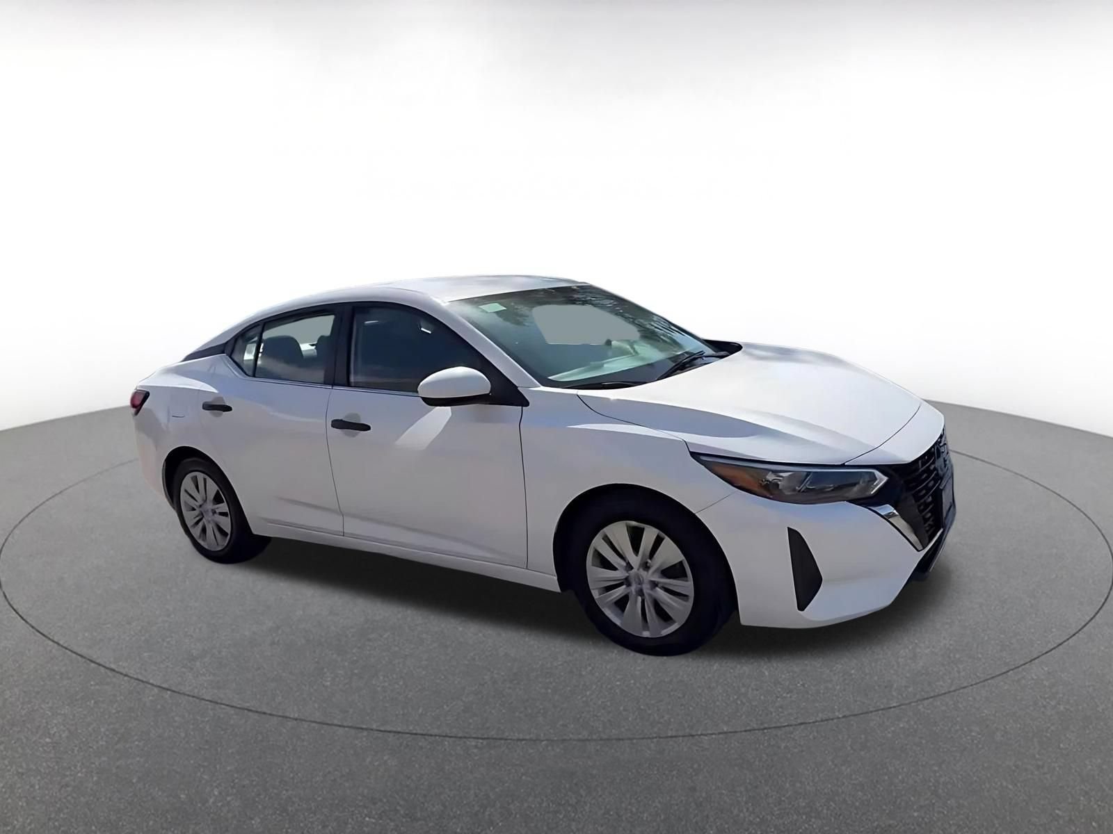Used 2025 Nissan Sentra S FWD image 2