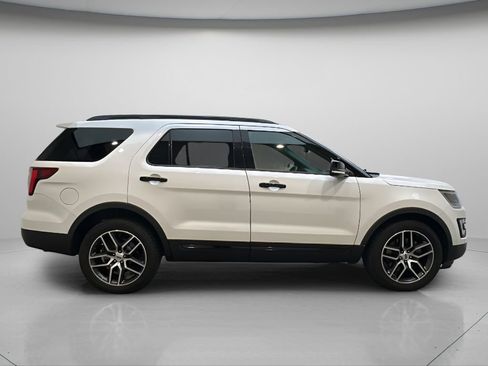 Used 2016 Ford Explorer Sport AWD/4WD image 7