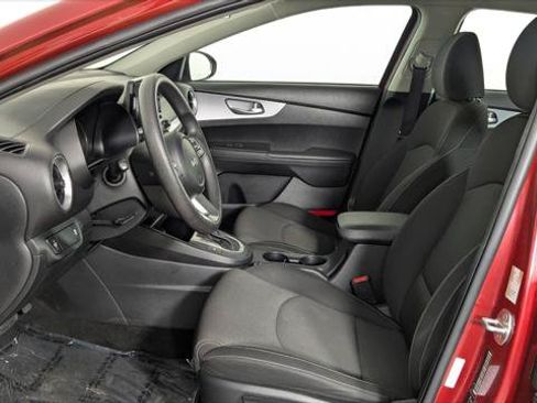 Used 2024 Kia Forte LXS FWD image 13