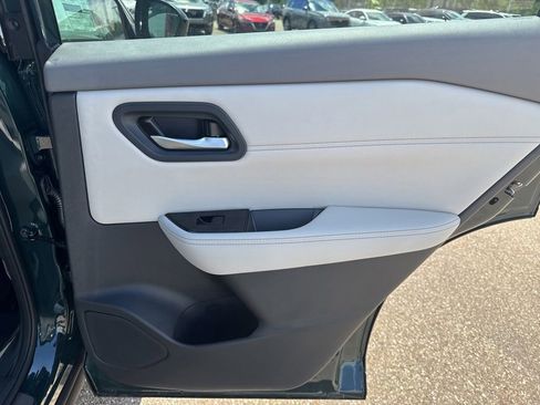 New 2026 Nissan Rogue SV AWD/4WD image 28