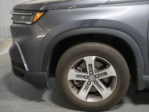 Used 2024 Honda Pilot EX-L image 5