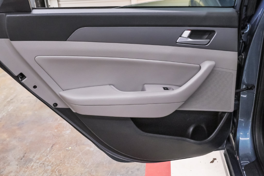 Used 2016 Hyundai Sonata SE FWD image 25