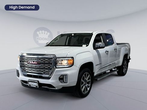 Used 2022 GMC Canyon Denali AWD/4WD image 1