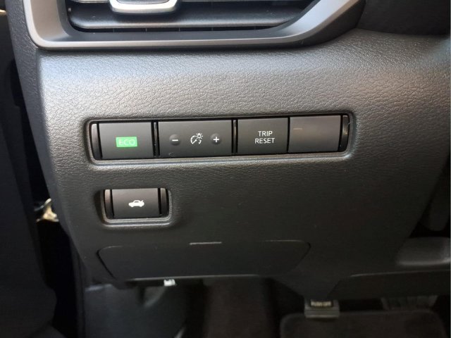 Certified 2024 Nissan Sentra S FWD image 22