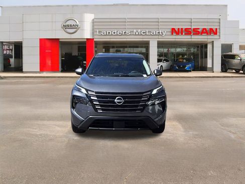 New 2026 Nissan Rogue SV w/ Cold Weather Package FWD image 4